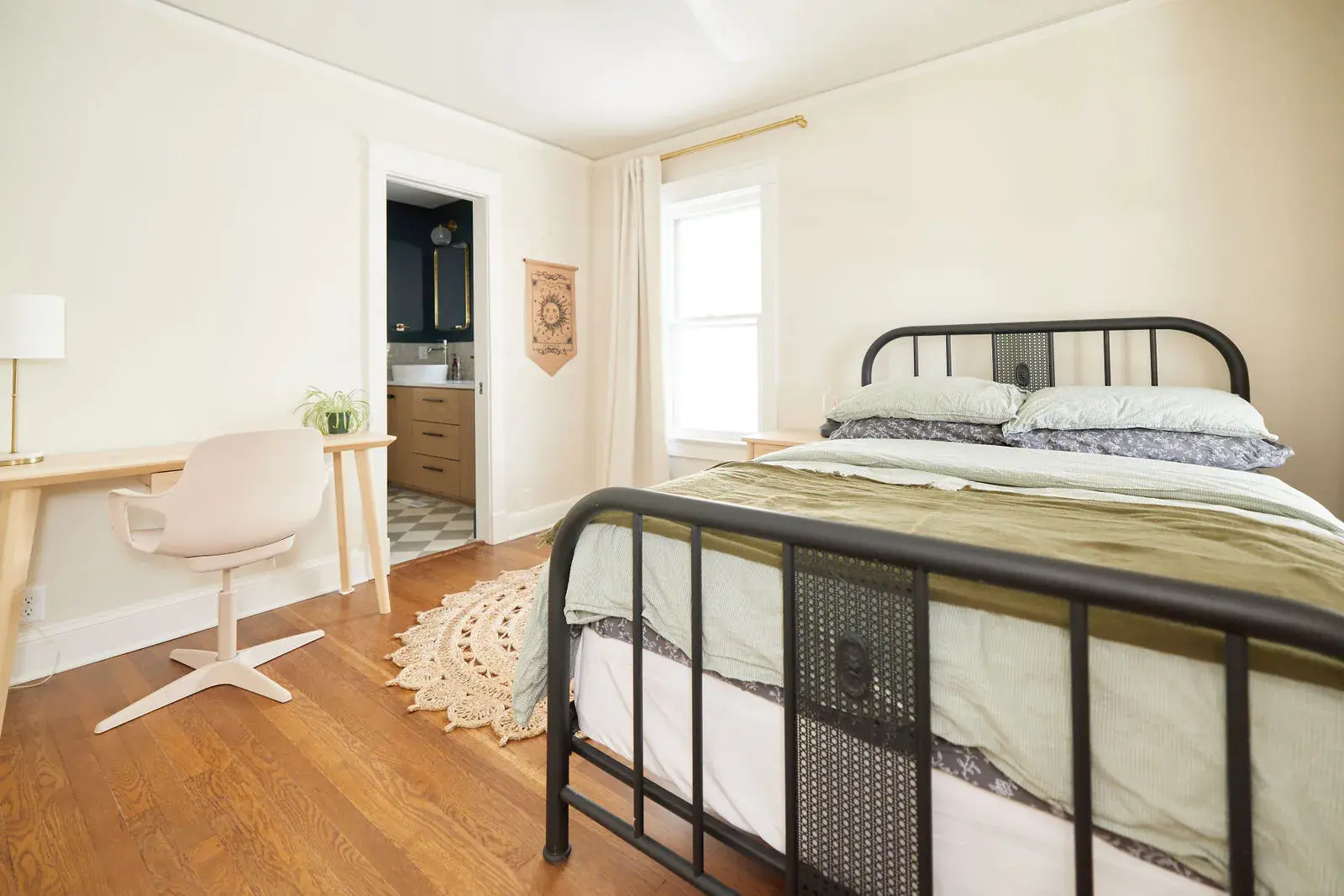 How To: Polishing Your Hardwood Floors